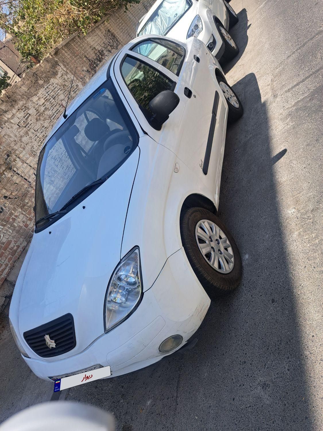 تیبا صندوق دار SX - 1393