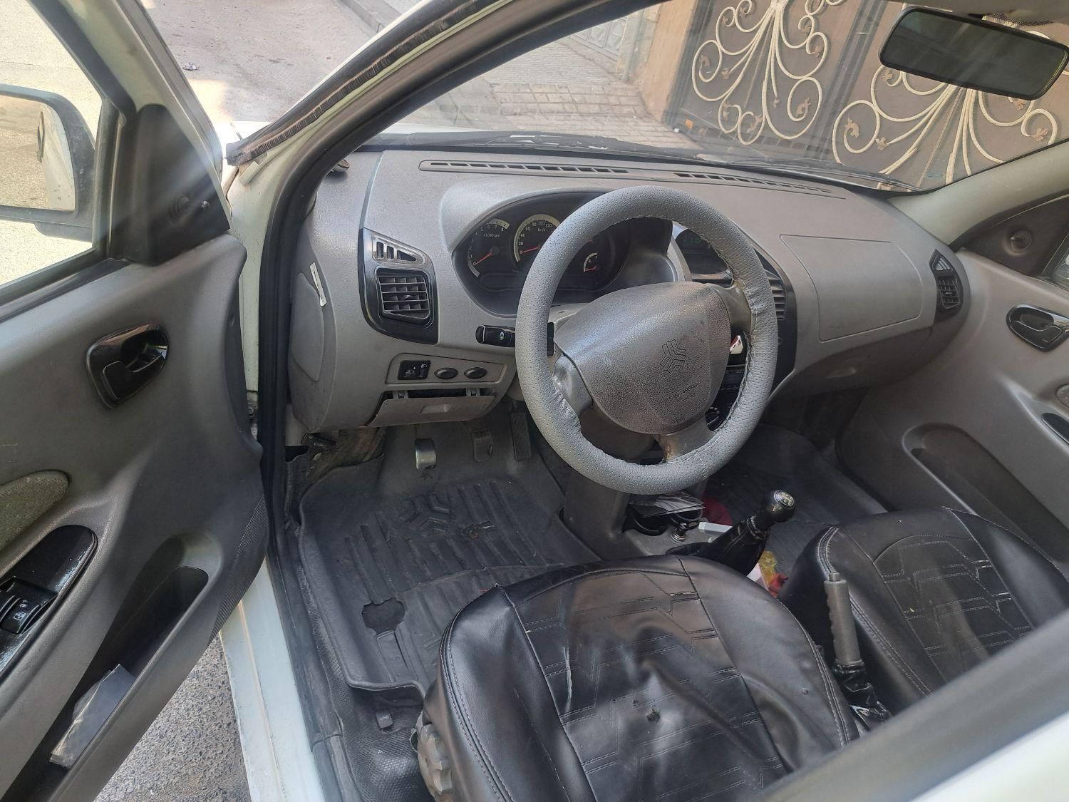 تیبا صندوق دار SX - 1393