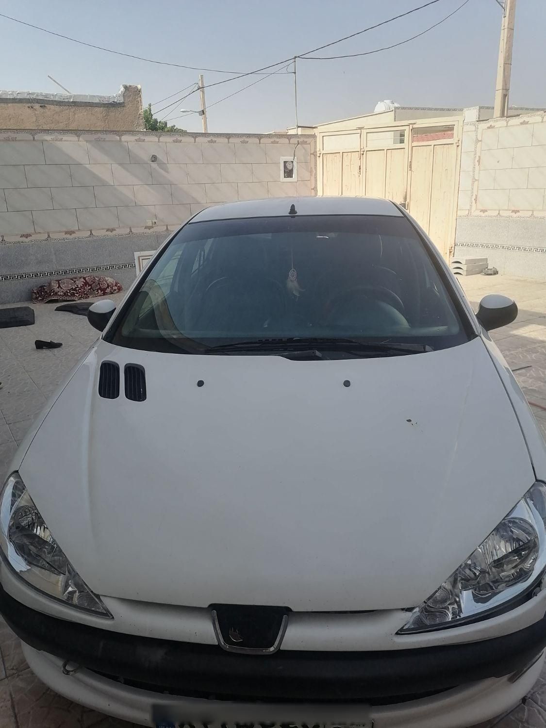 پژو ۲۰۶ صندوق دار v8 - 1389