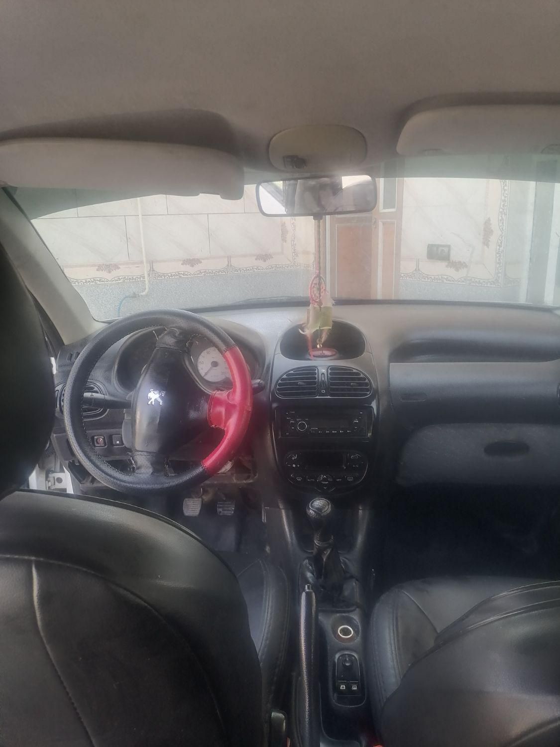 پژو ۲۰۶ صندوق دار v8 - 1389
