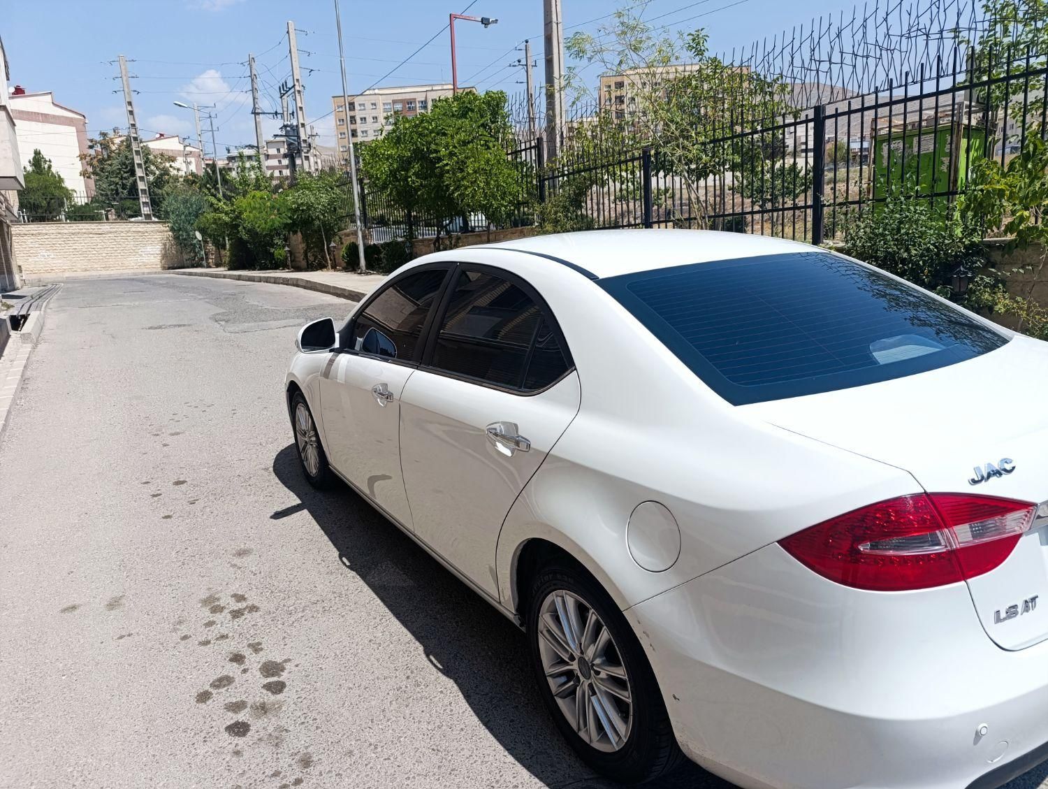 جک J5 اتوماتیک - 1394