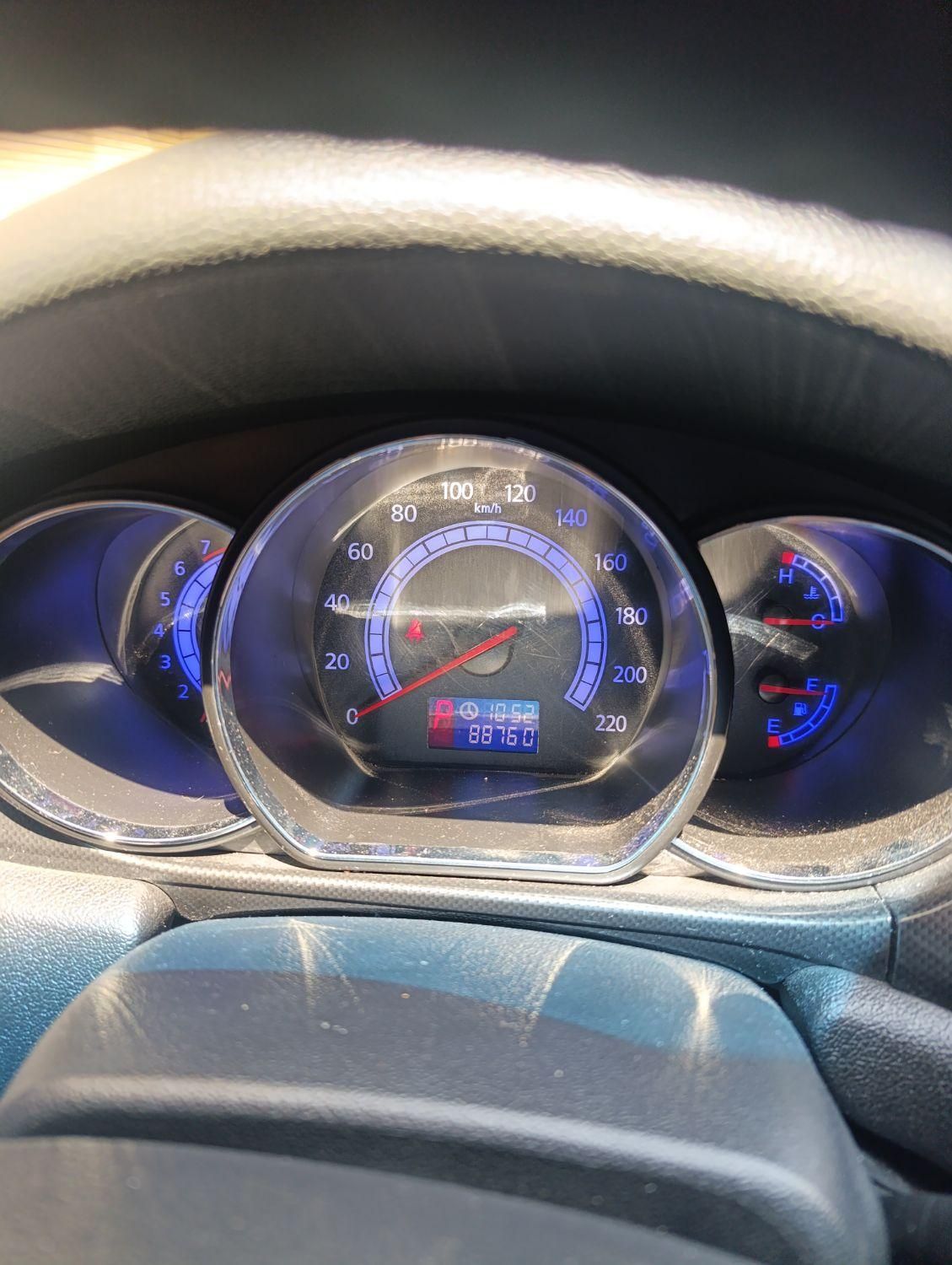 جک J5 اتوماتیک - 1394