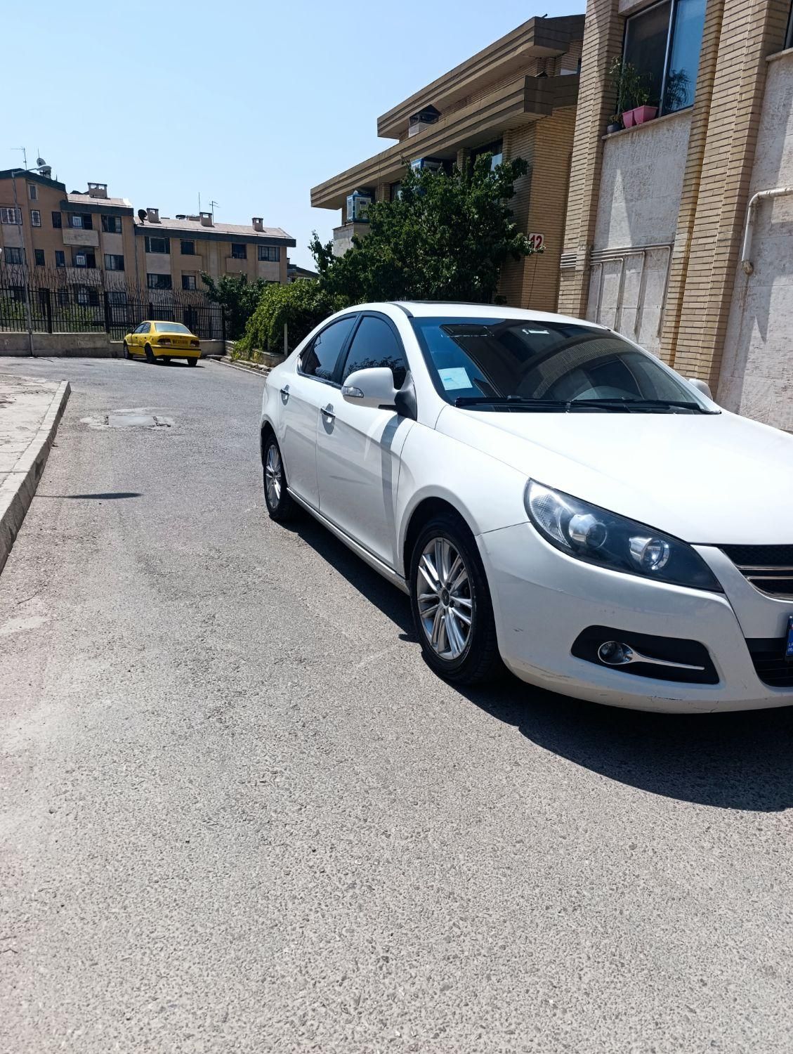 خودرو جک، J5 آگهی ann_19822888