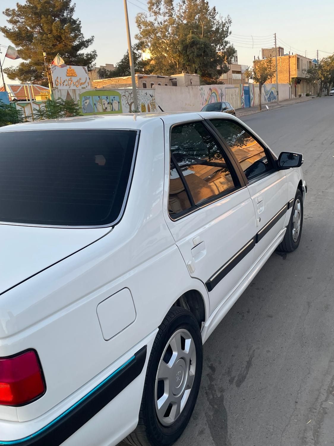 پژو پارس ELX-XU7P سفارشی - 1402