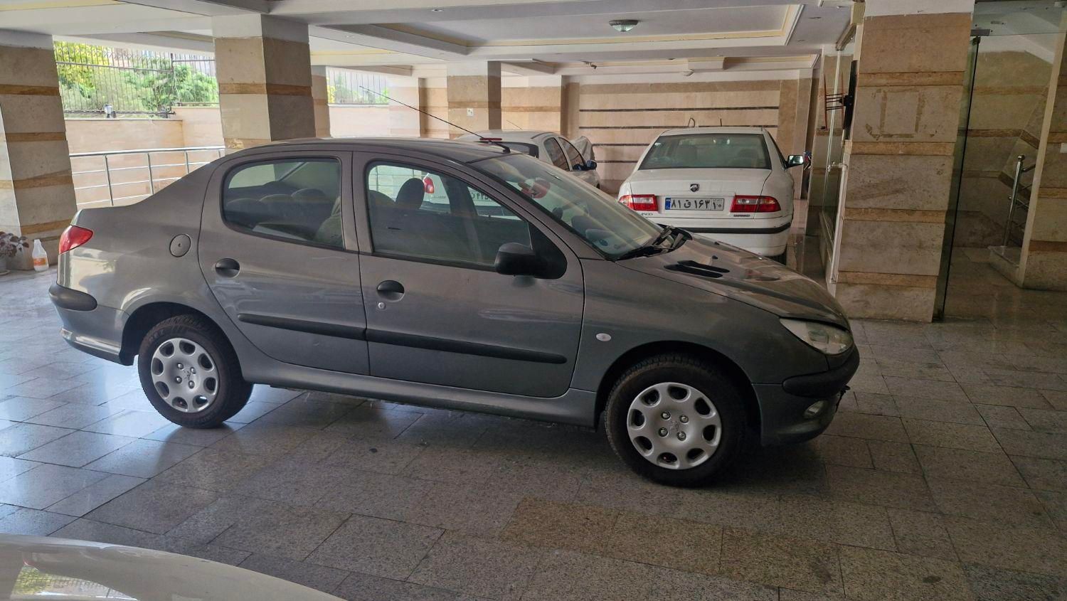 پژو ۲۰۶ صندوق دار v8 - 1394