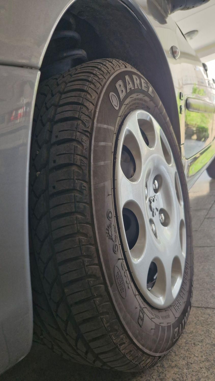 پژو ۲۰۶ صندوق دار v8 - 1394