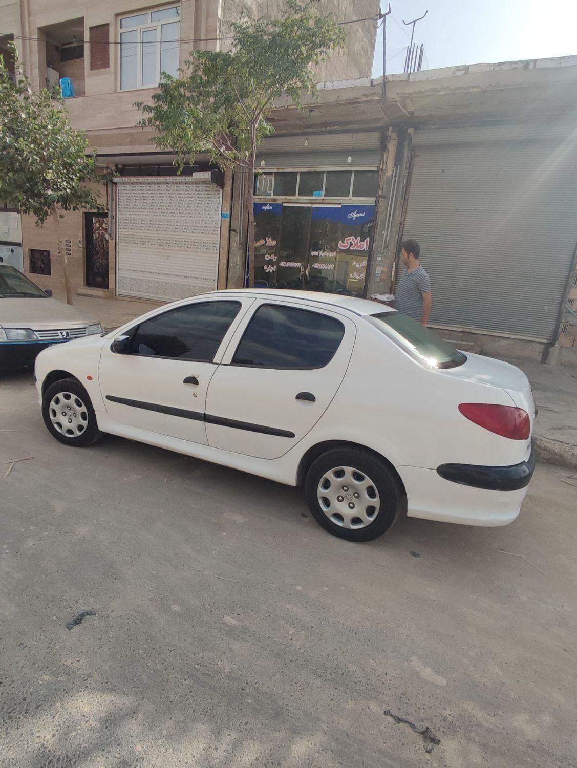 خودرو پژو، ۲۰۶ صندوق دار آگهی ann_19823875