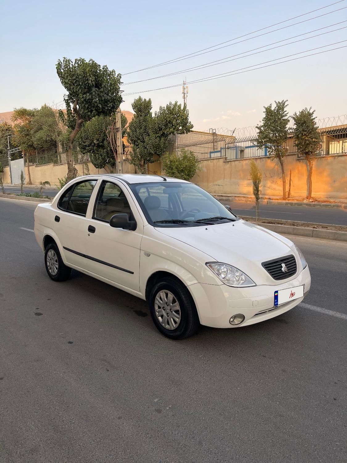 تیبا صندوق دار SX - 1395