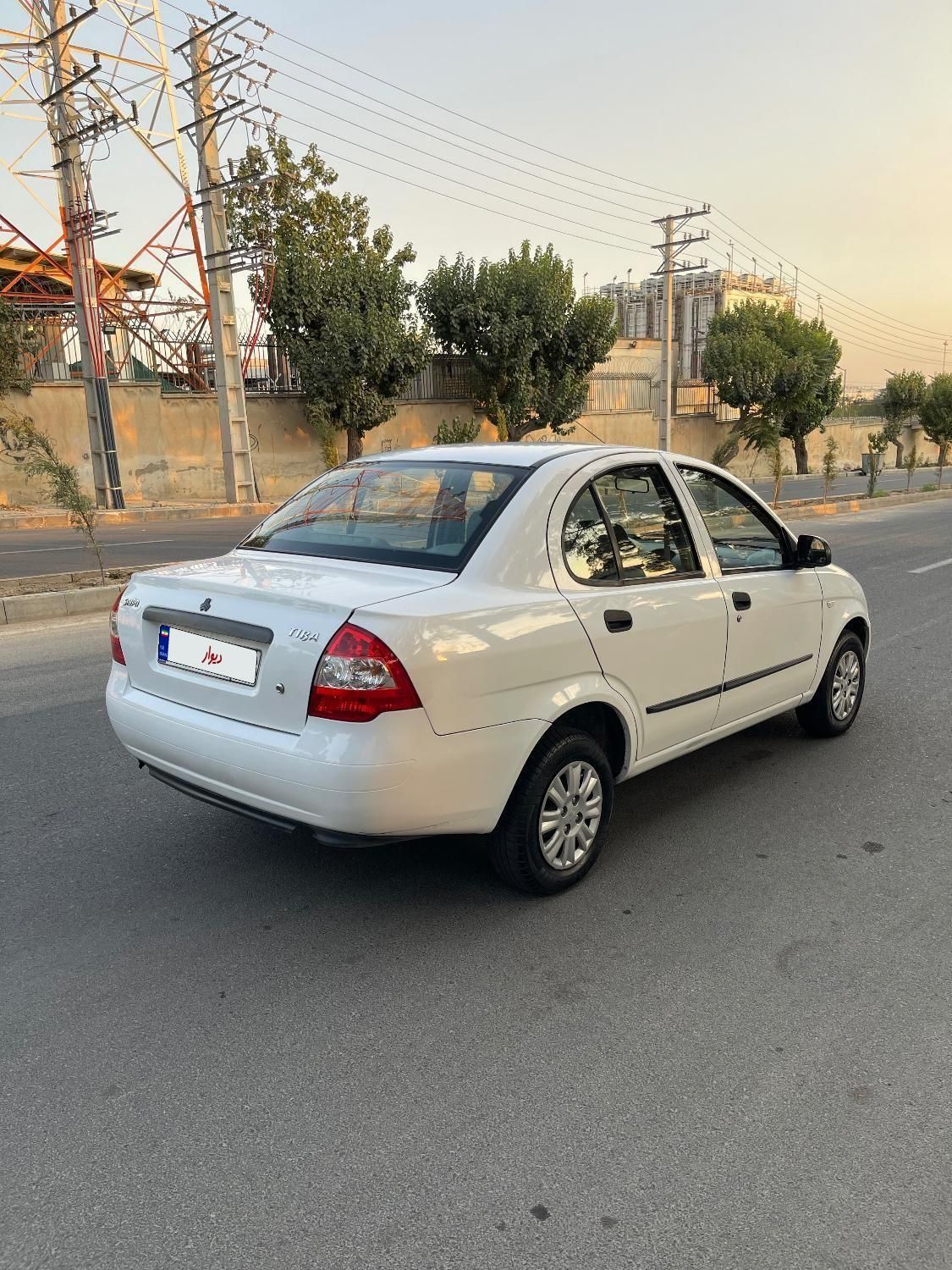 تیبا صندوق دار SX - 1395