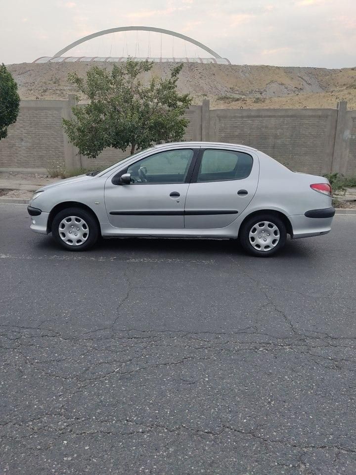 پژو ۲۰۶ صندوق دار v8 - 1386