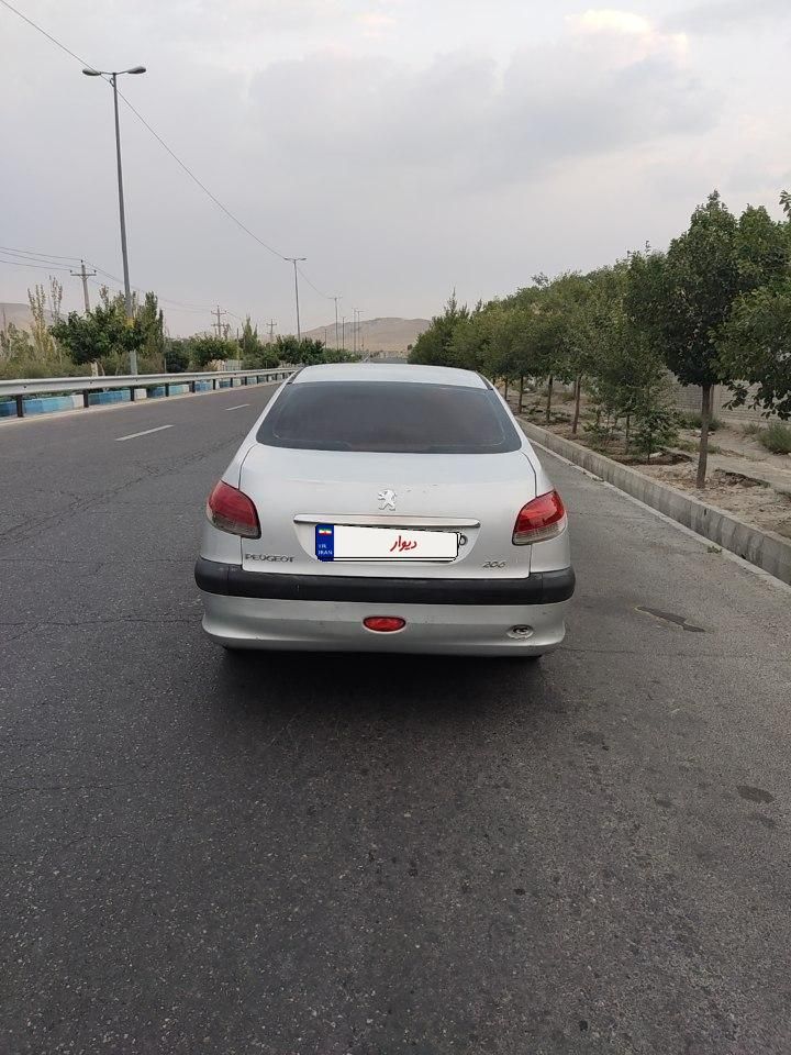پژو ۲۰۶ صندوق دار v8 - 1386