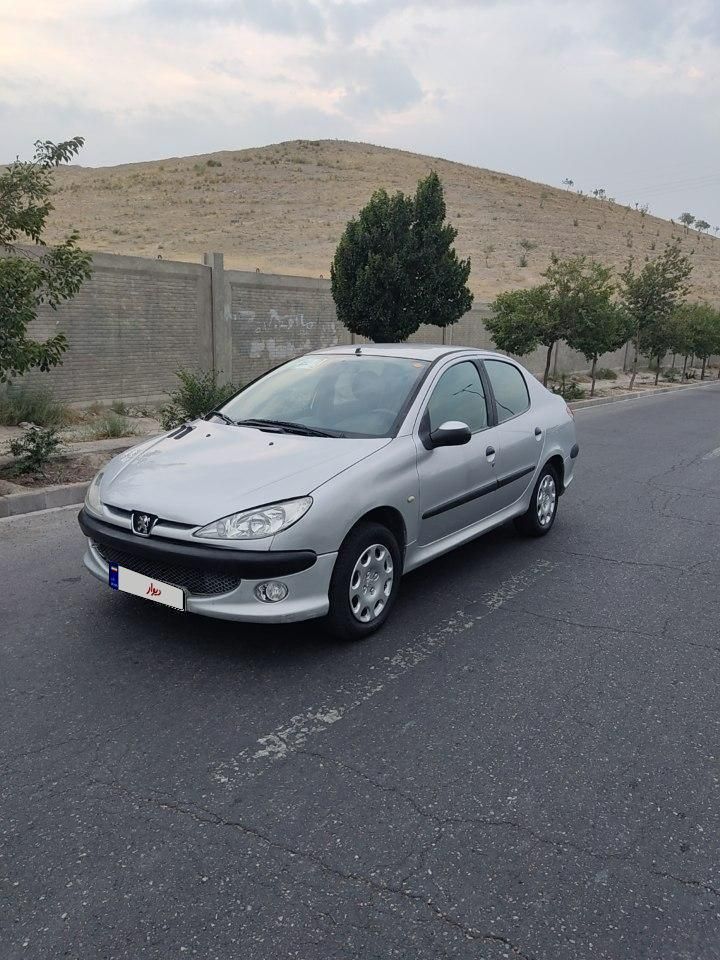 خودرو پژو، ۲۰۶ صندوق دار آگهی ann_19823990