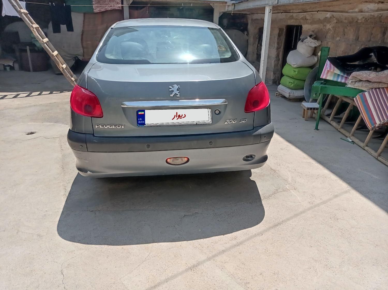 پژو ۲۰۶ صندوق دار v8 - 1390