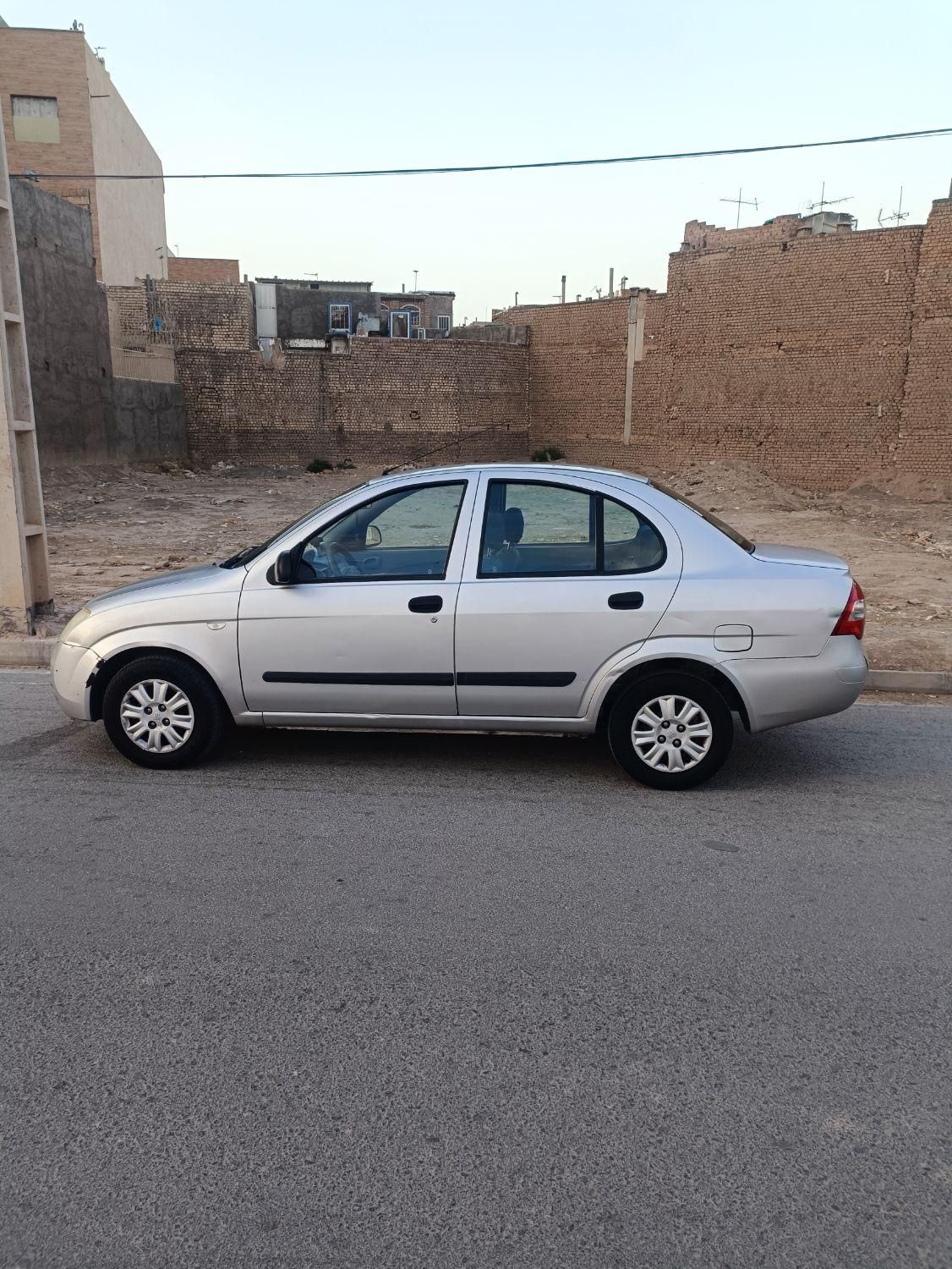 تیبا صندوق دار SX - 1391