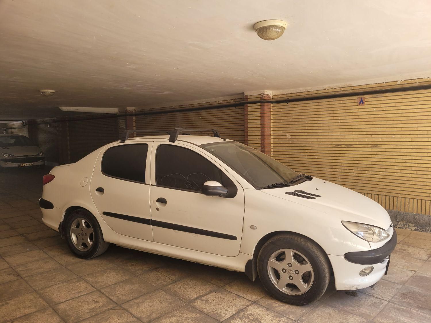 پژو ۲۰۶ صندوق دار v8 - 1390