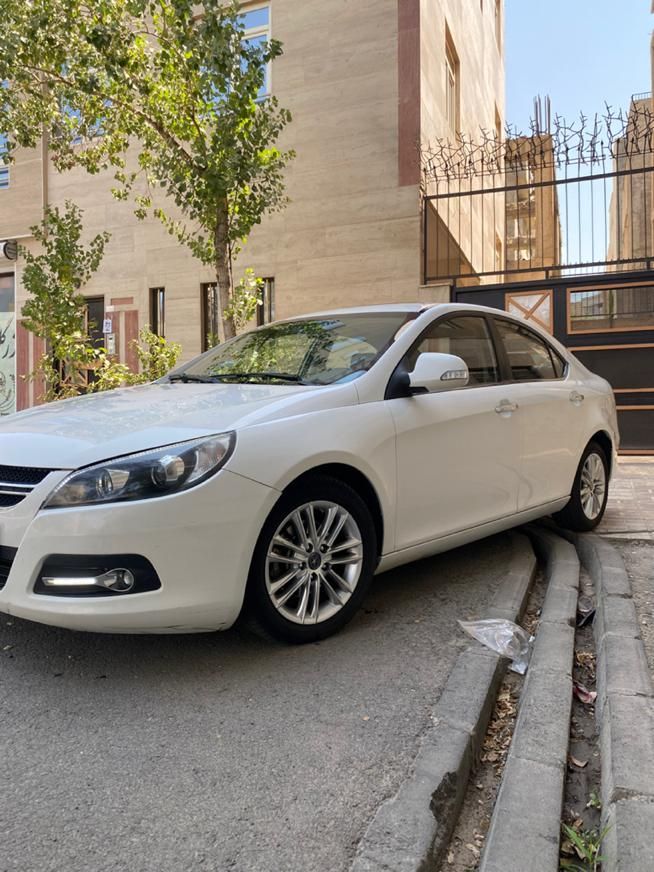 جک J5 اتوماتیک - 1396
