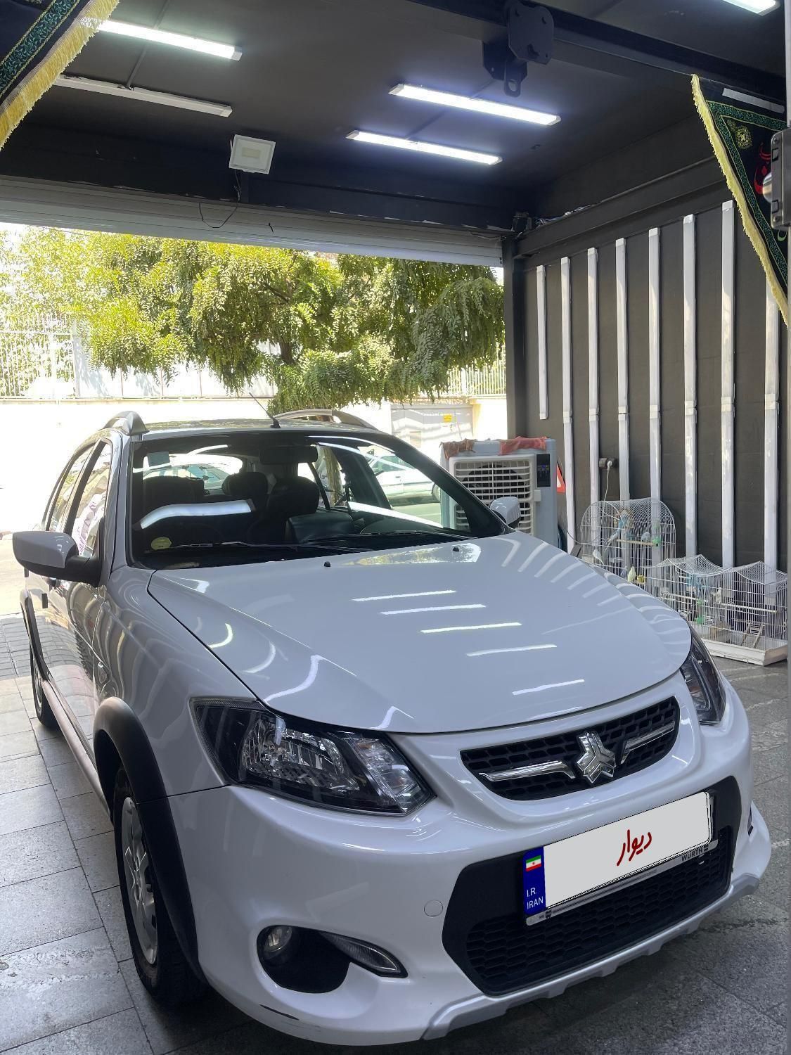 خودرو کوییک، معمولی آگهی ann_19824904