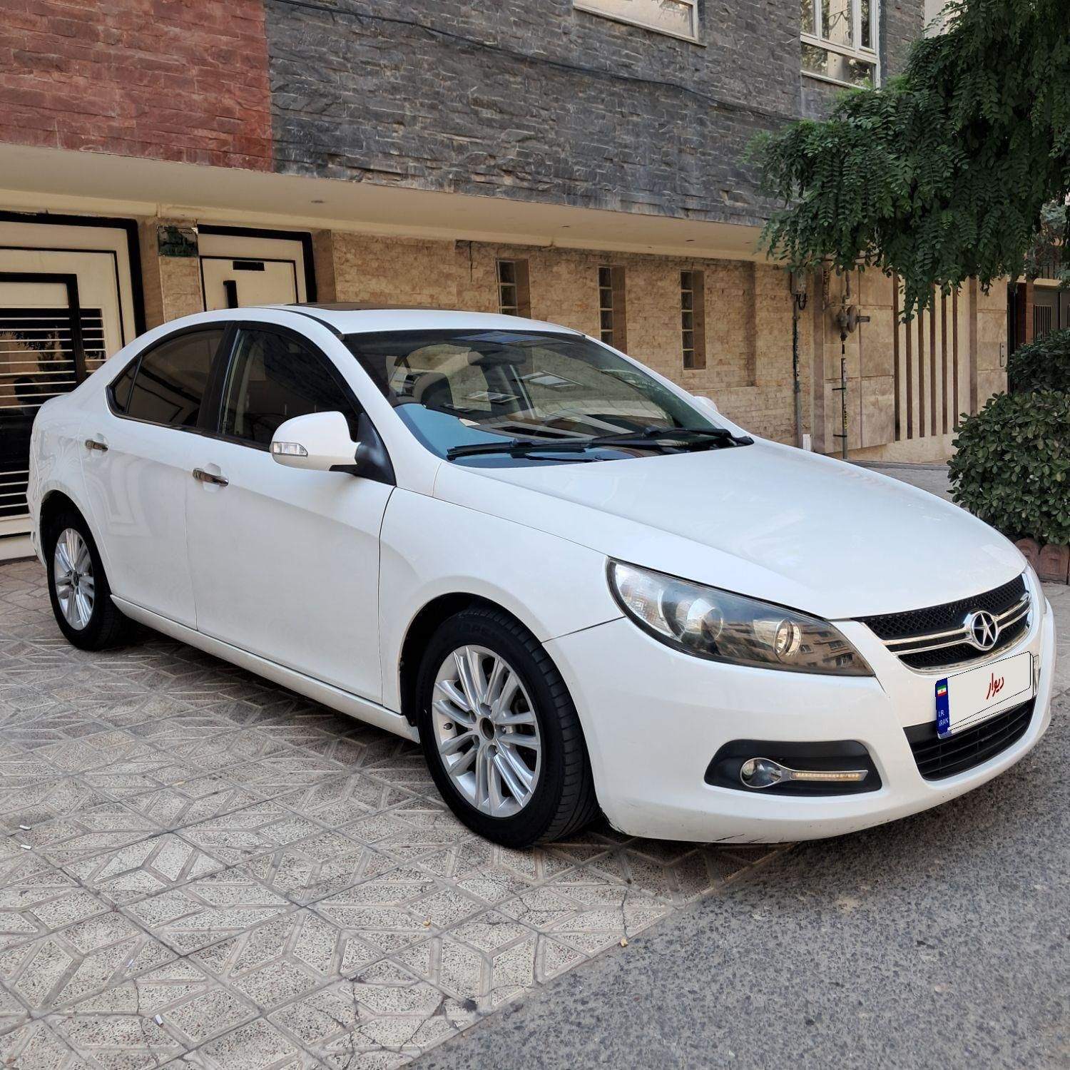 جک J5 اتوماتیک - 1394