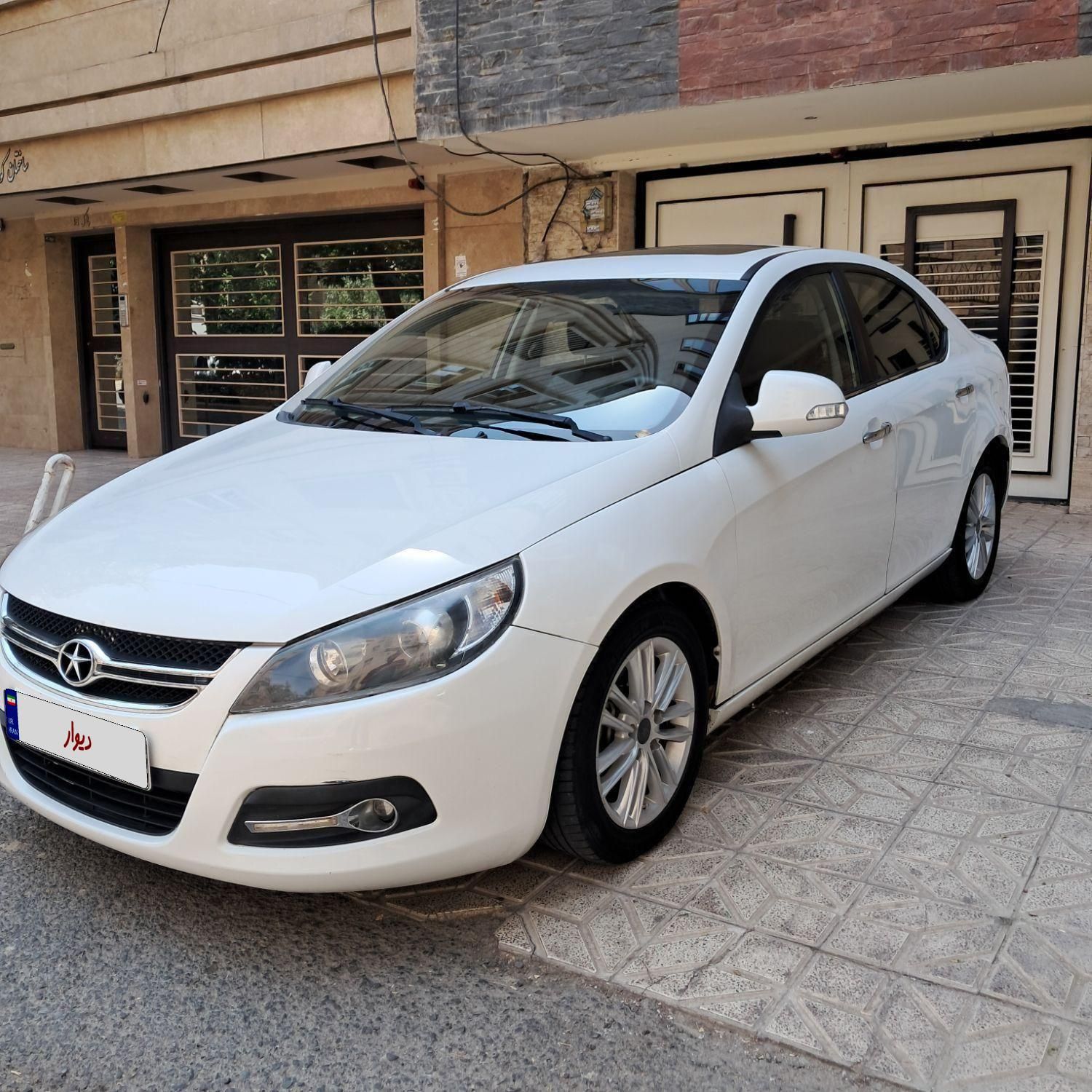 جک J5 اتوماتیک - 1394
