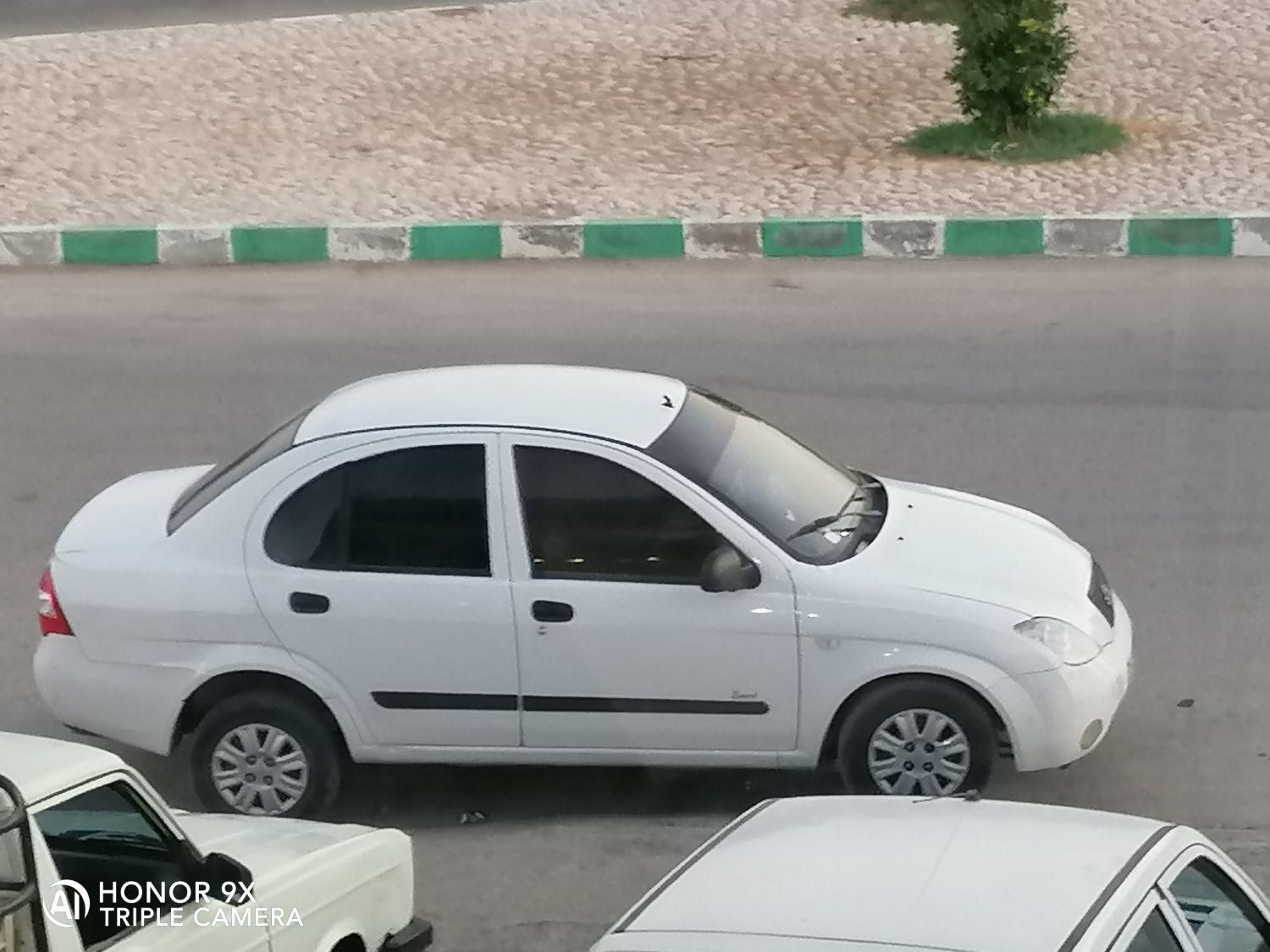 تیبا صندوق دار SX - 1393
