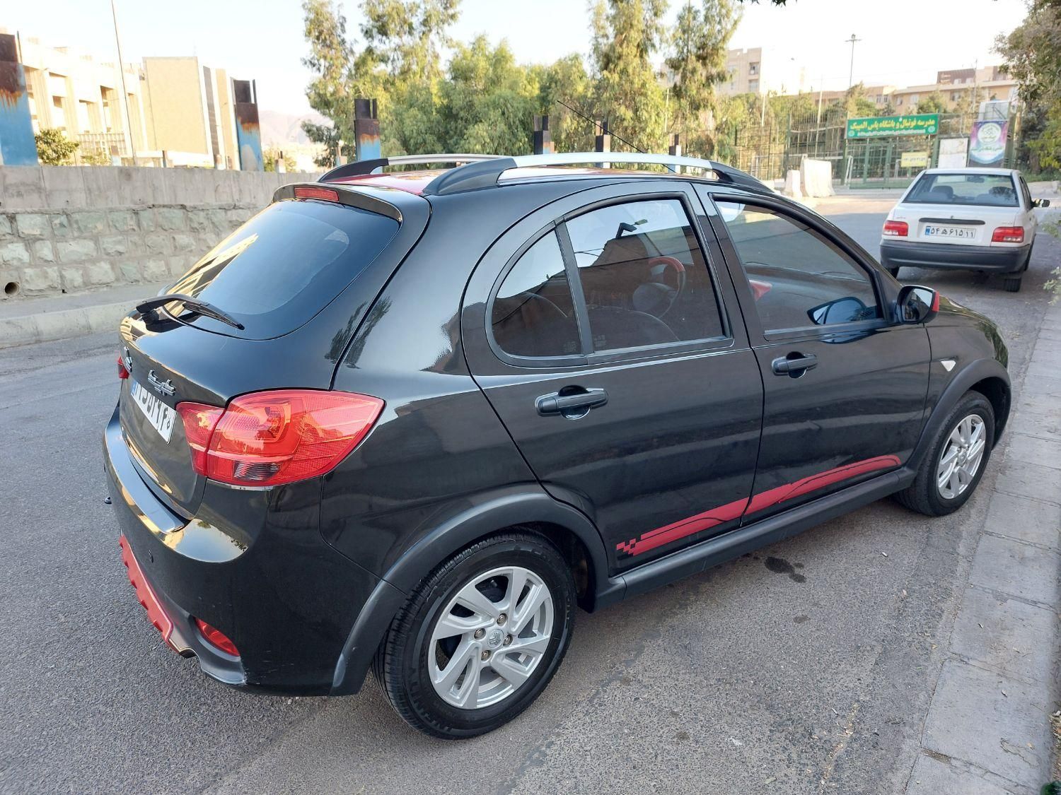 کوییک R دنده‌ای - 1401
