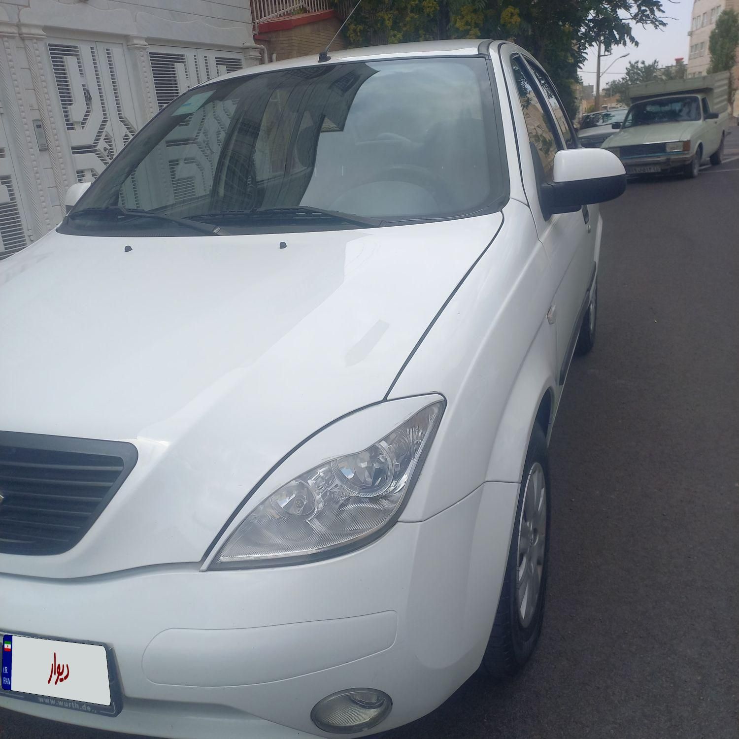 تیبا صندوق دار SX - 1395