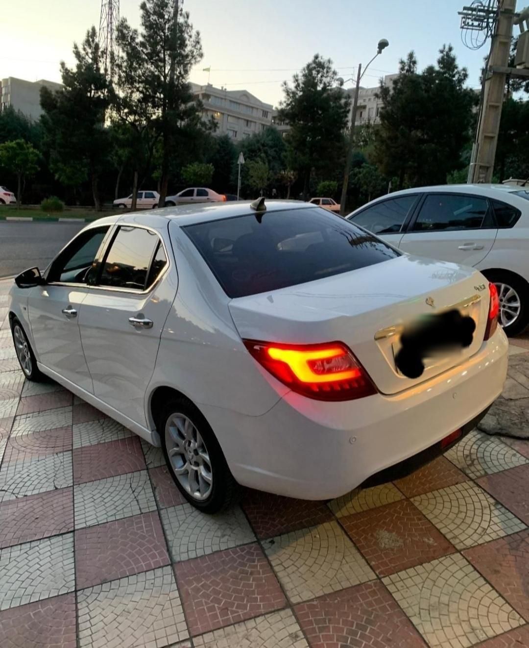 دنا پلاس توربو اتوماتیک - 1402