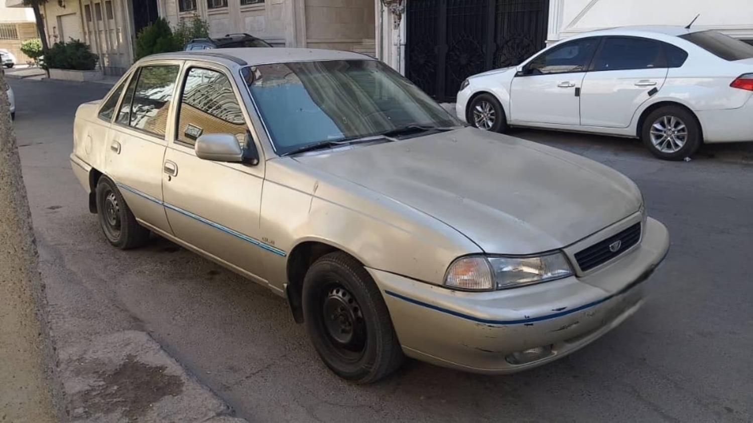 دوو سیلو سدان - 1381