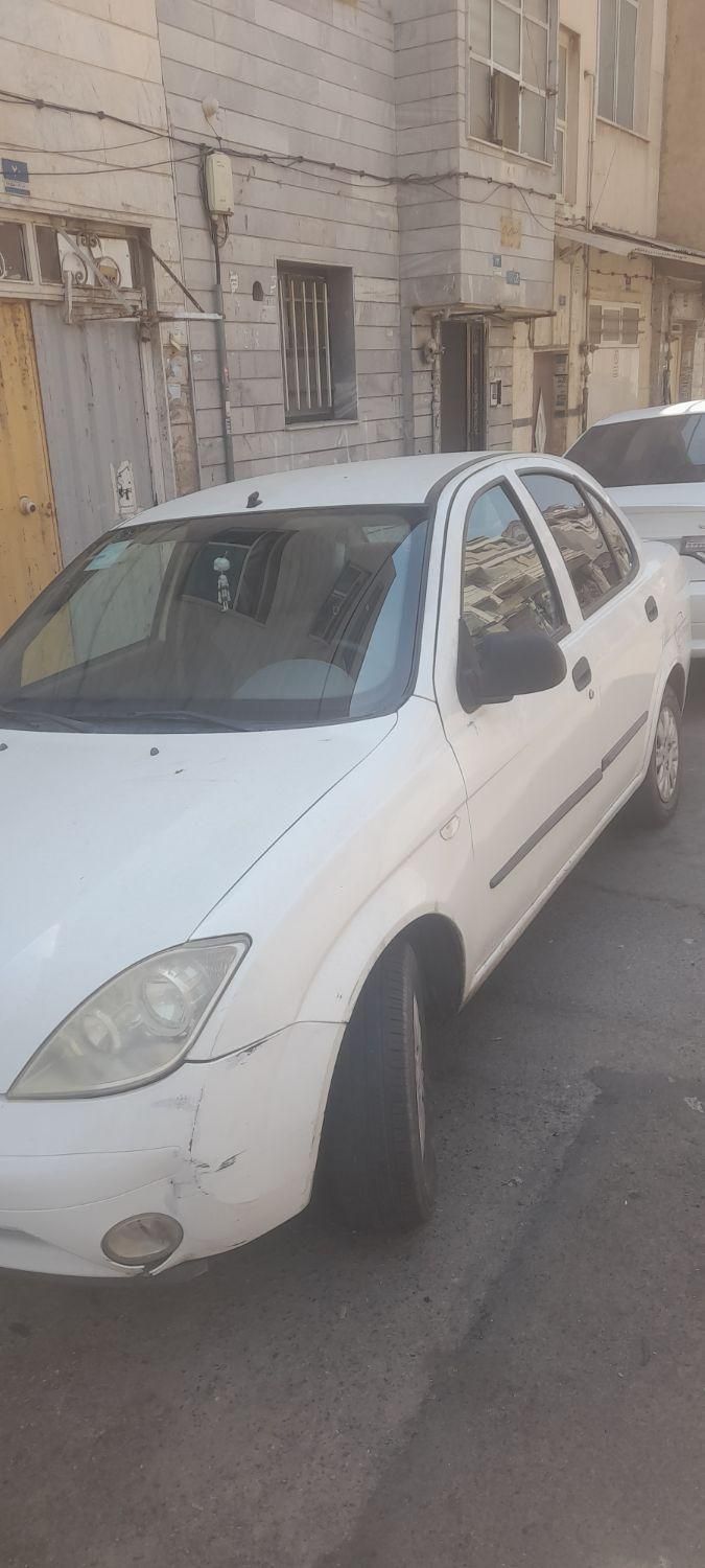 تیبا صندوق دار SX - 1399