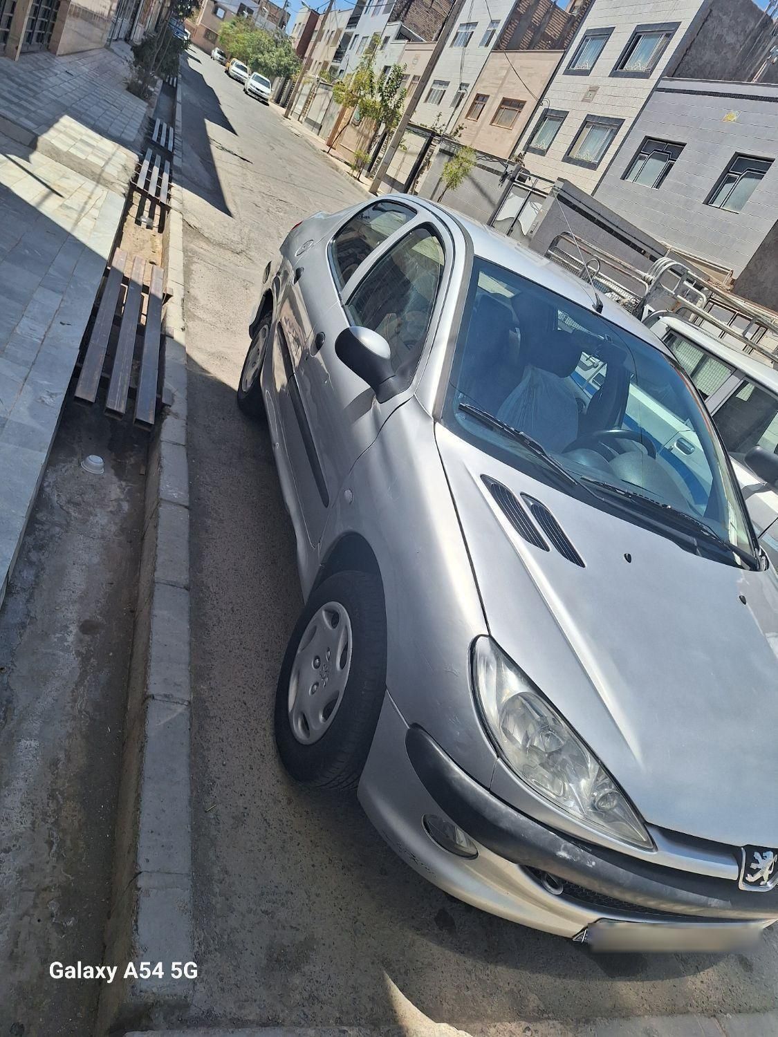 پژو ۲۰۶ صندوق دار v8 - 1385