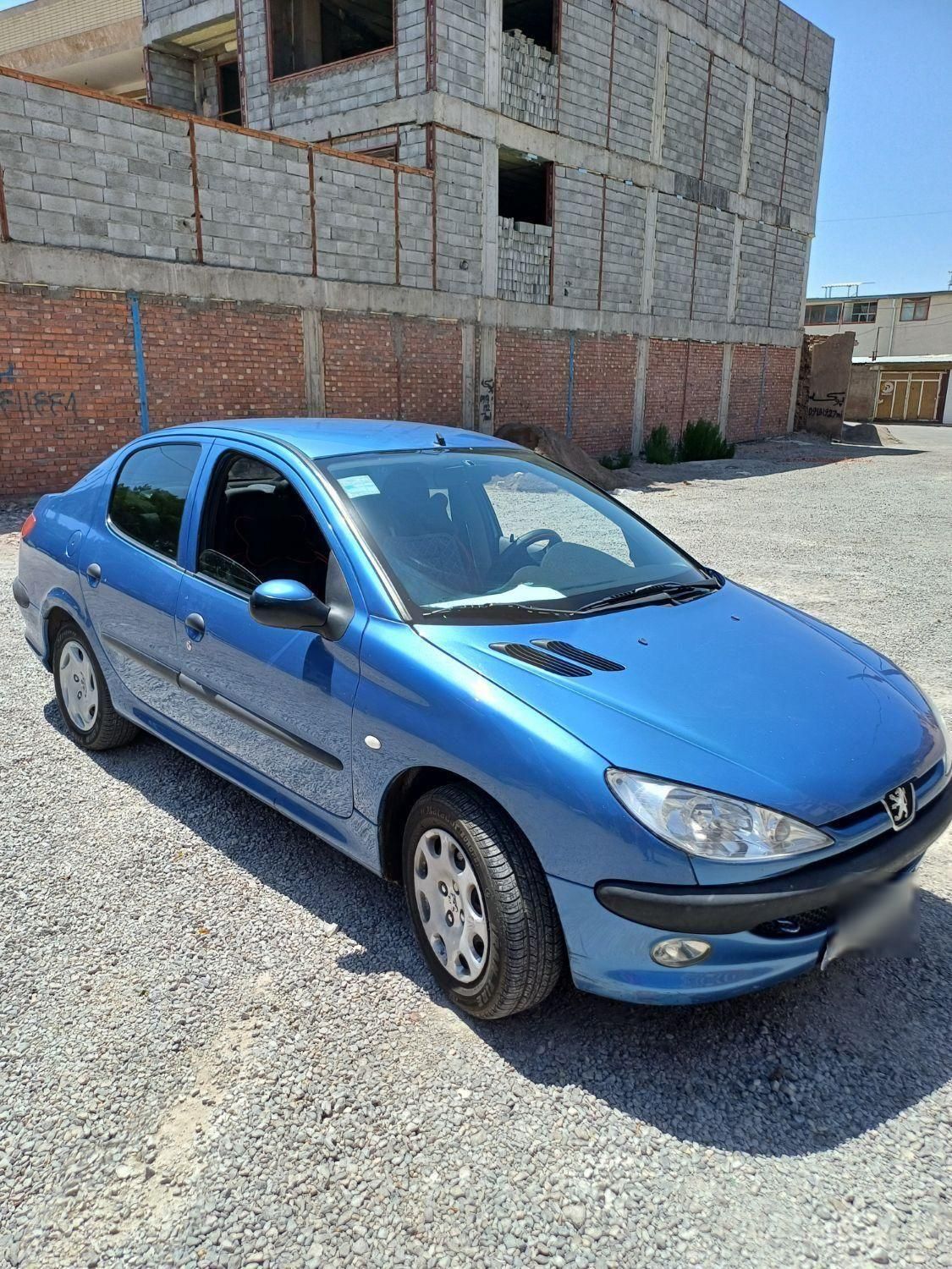 پژو ۲۰۶ صندوق دار v8 - 1395