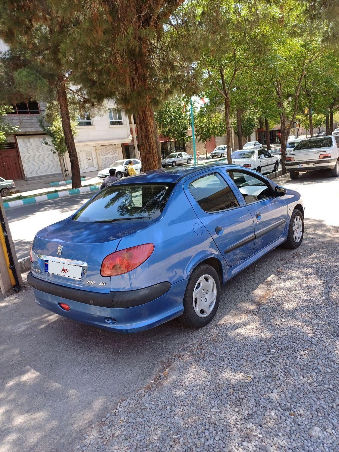 پژو ۲۰۶ صندوق دار v8 - 1395