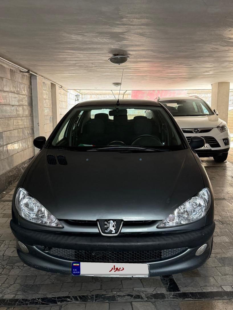 پژو ۲۰۶ صندوق دار v8 - 1396