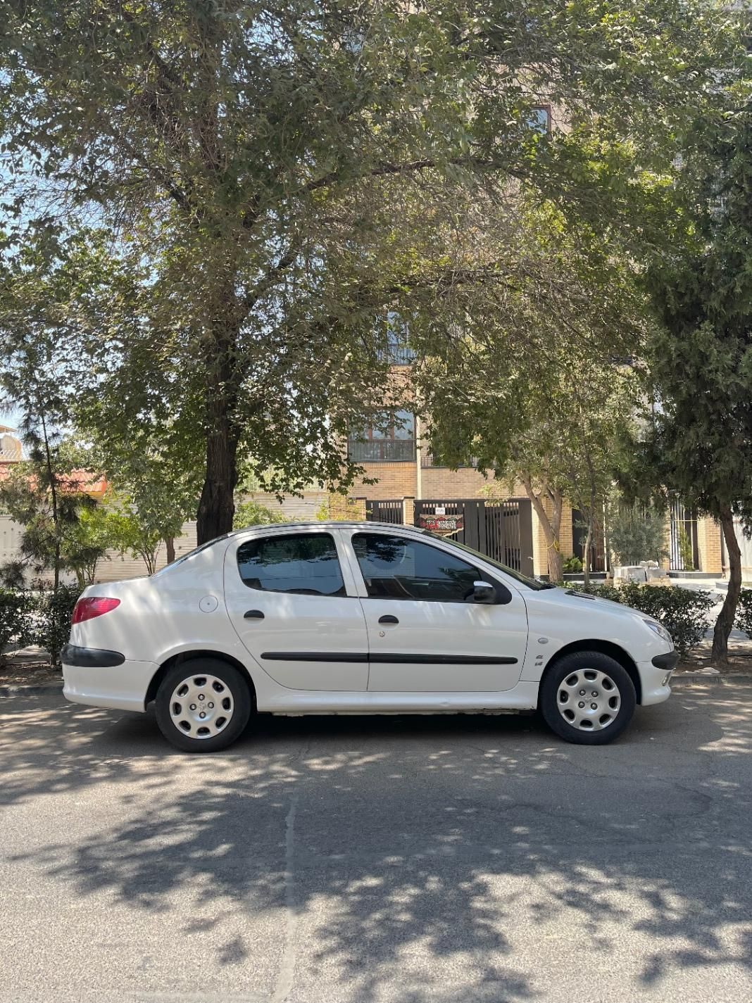 پژو ۲۰۶ صندوق دار v20 - 1387