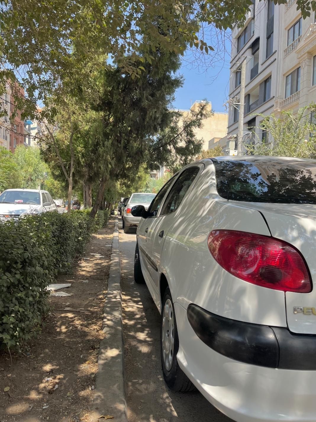 پژو ۲۰۶ صندوق دار v20 - 1387