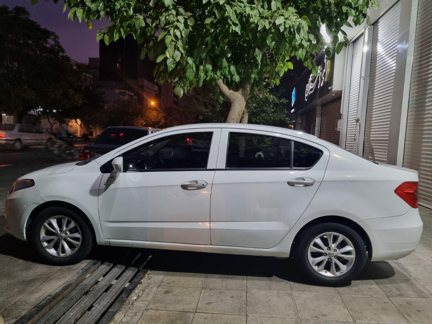 برلیانس H230 دنده‌ای - 1397