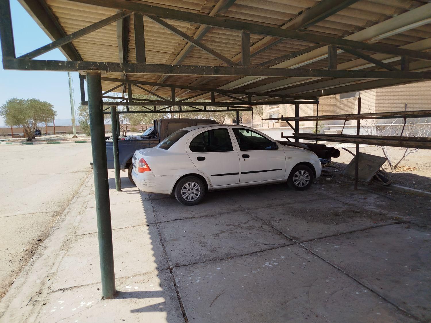 تیبا صندوق دار SX - 1400