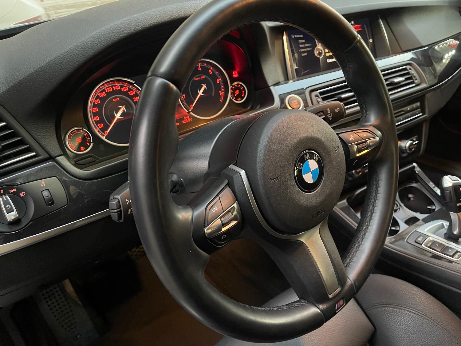 ب ام و سری 5 520i - 2016