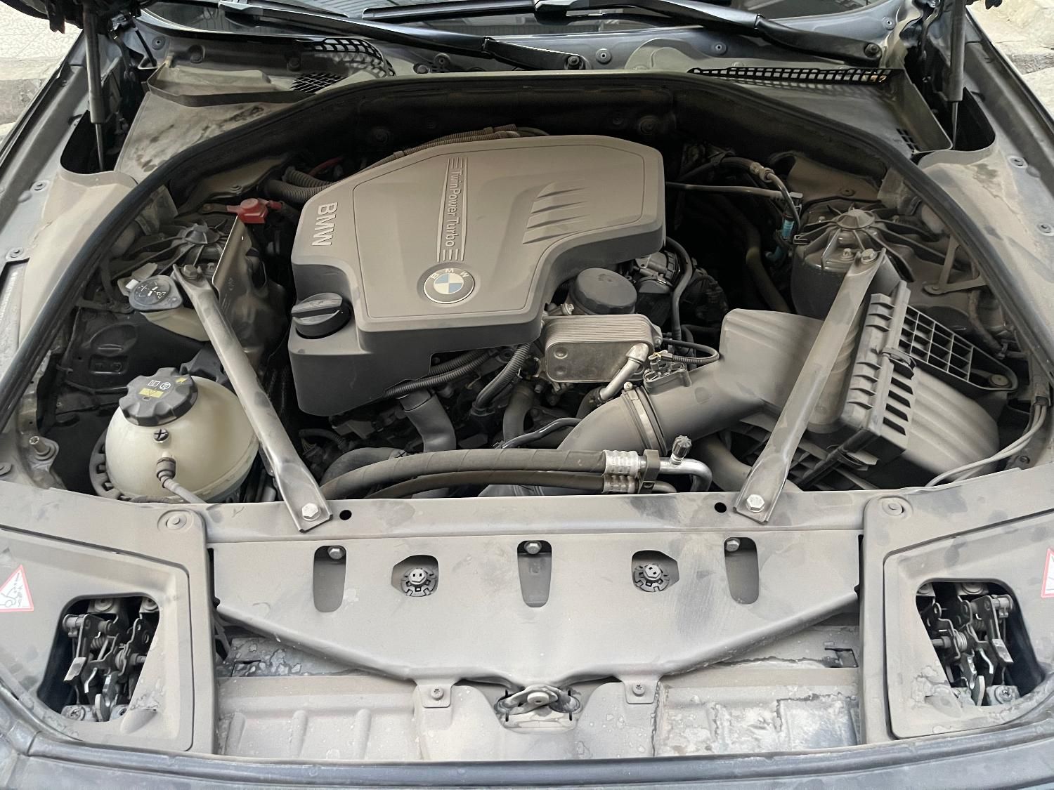 ب ام و سری 5 520i - 2016