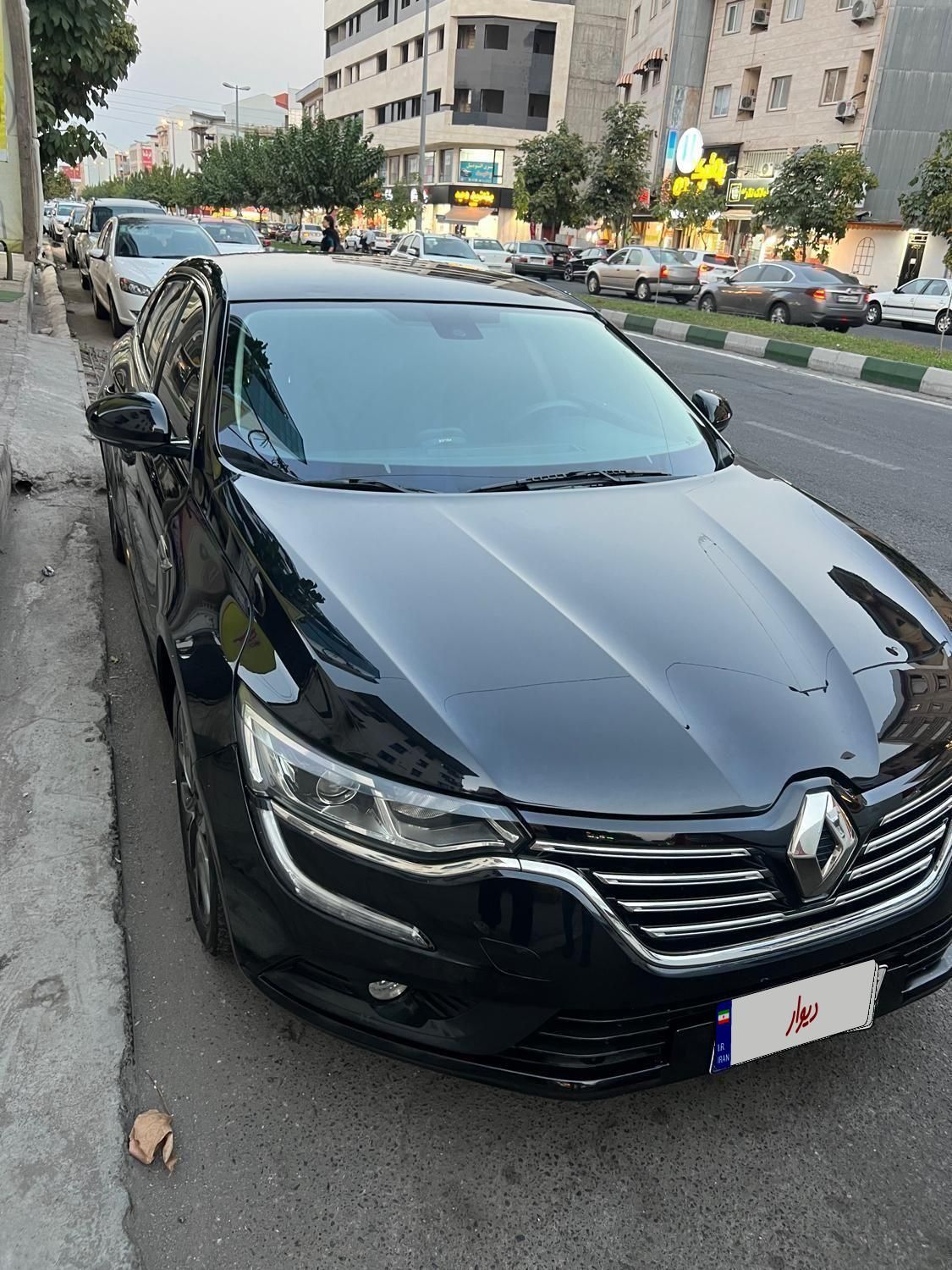 رنو تالیسمان E2 - 2017