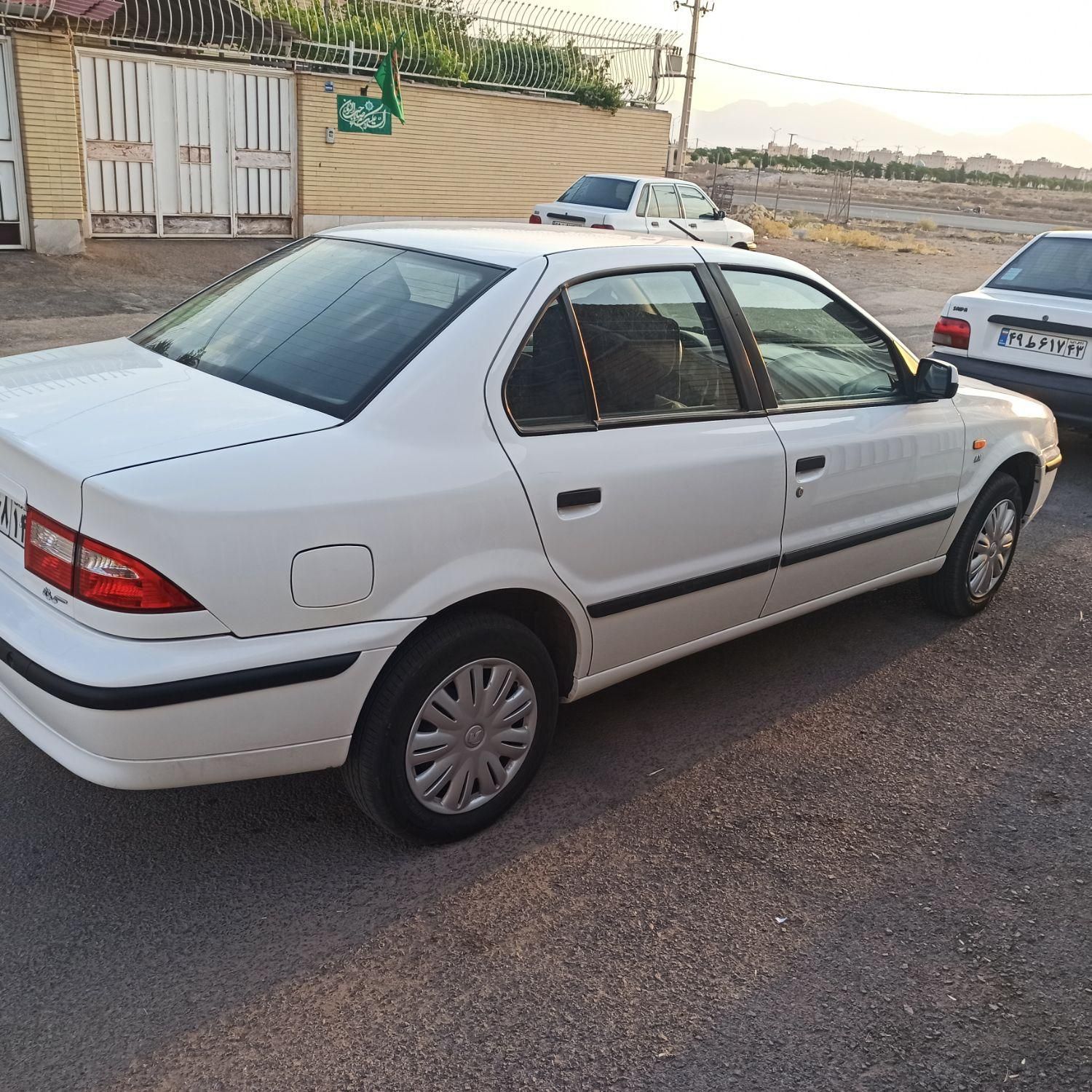 سمند LX XU7 - 1401