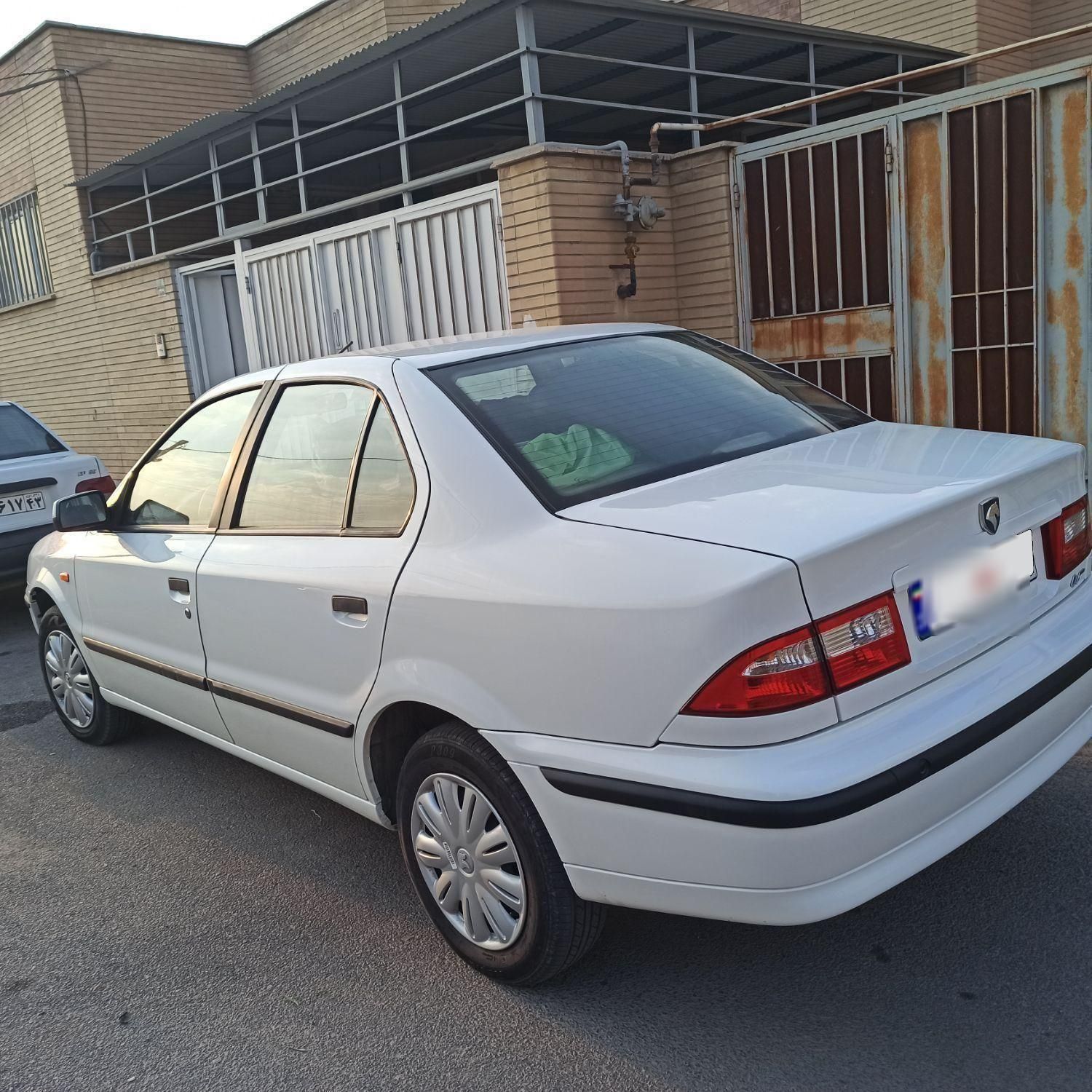 سمند LX XU7 - 1401