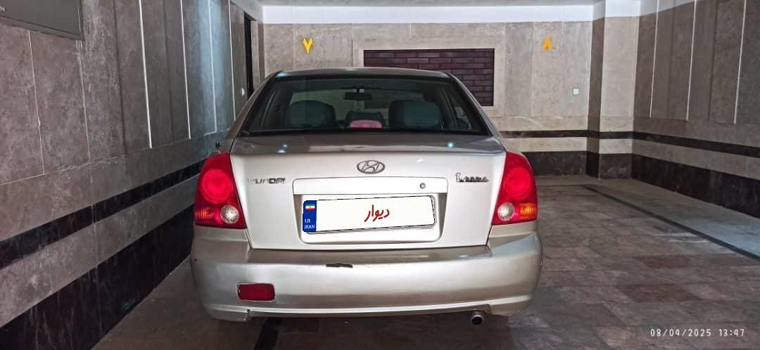هیوندای کرتا 1.5 لیتر - 2004