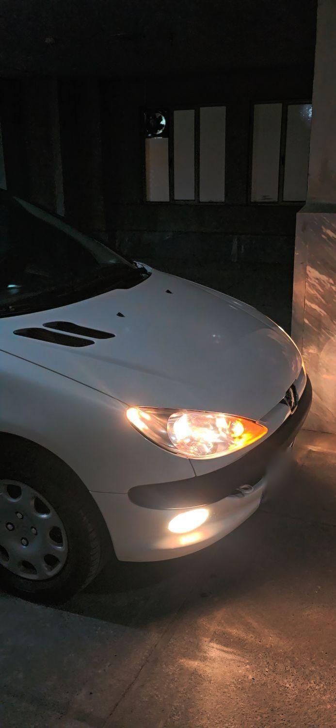 پژو ۲۰۶ صندوق دار v8 - 1400