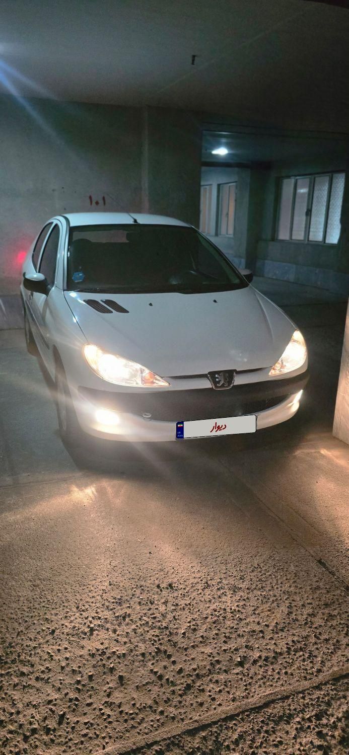 پژو ۲۰۶ صندوق دار v8 - 1400