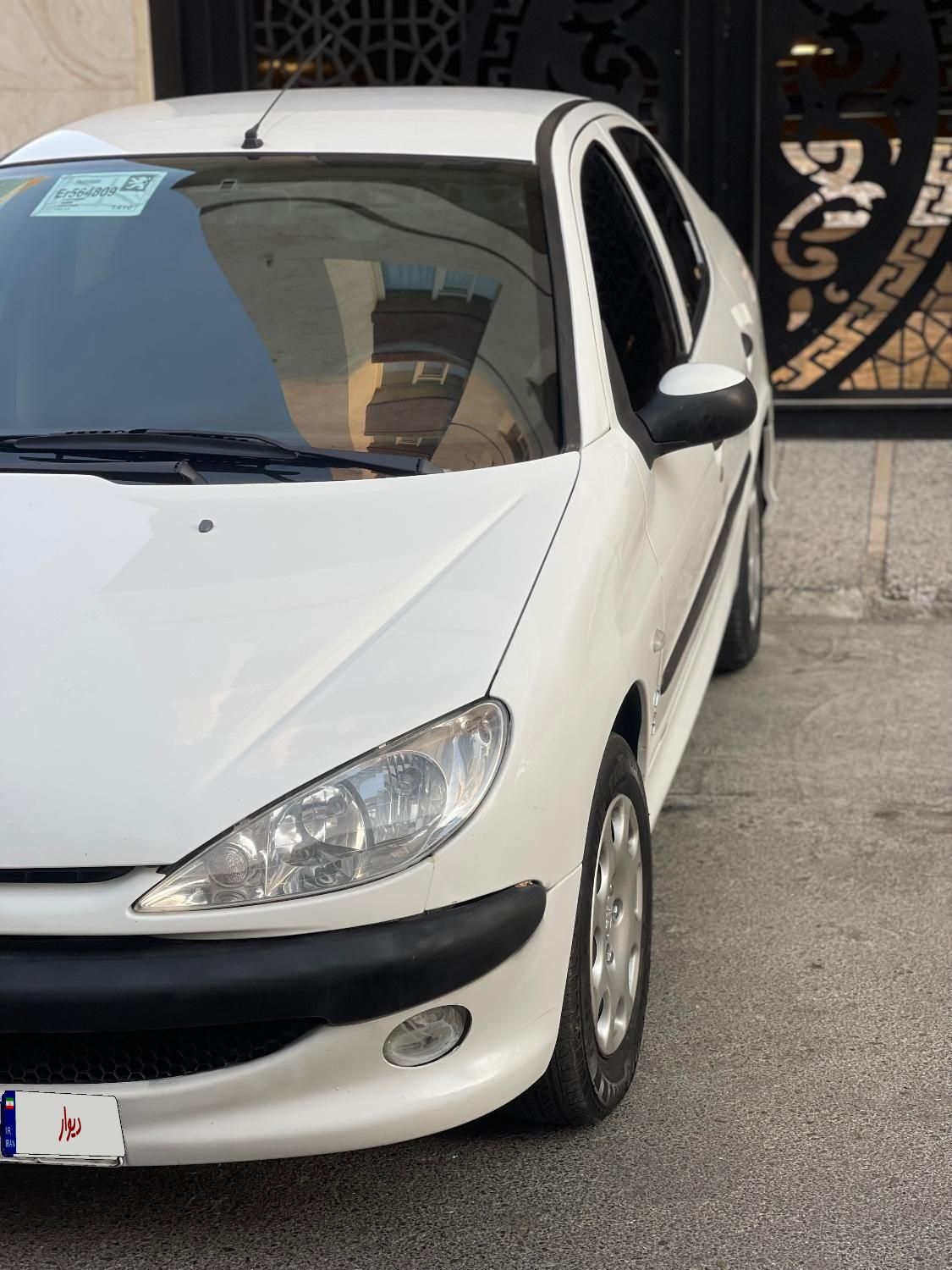 پژو ۲۰۶ صندوق دار v8 - 1396