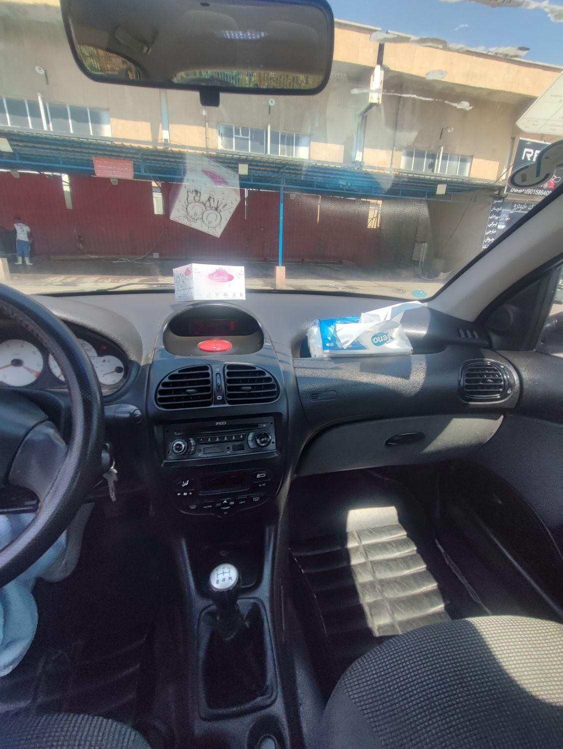 پژو ۲۰۶ صندوق دار v8 - 1395