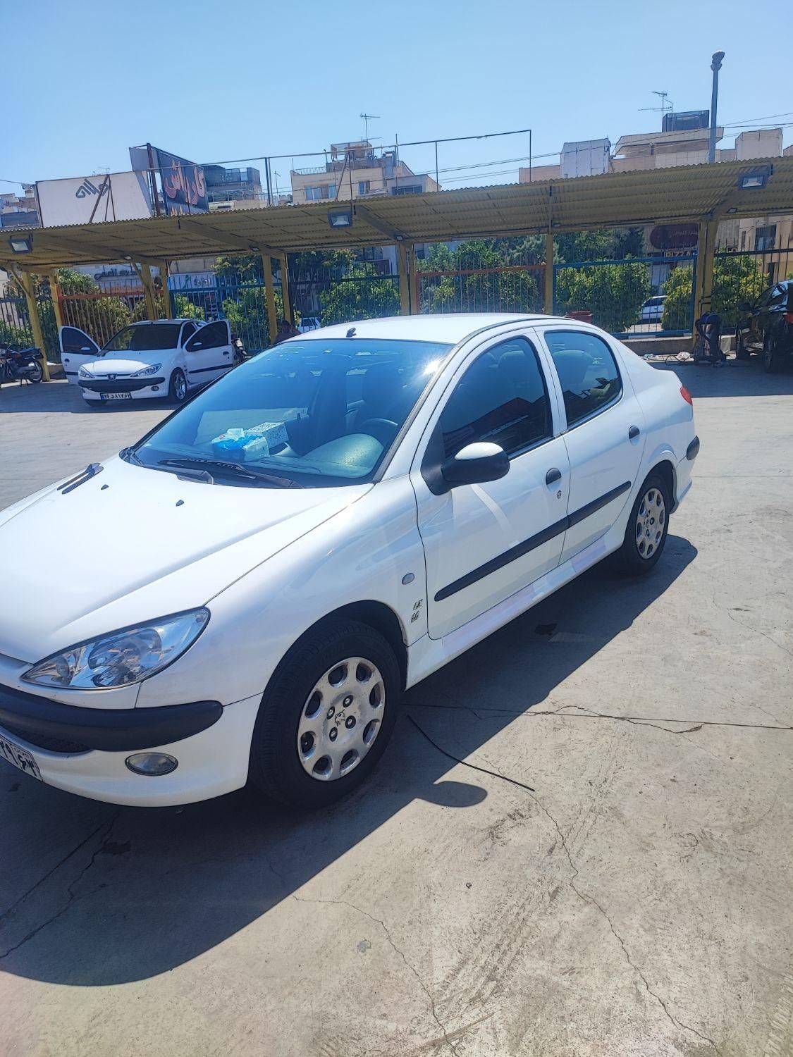 پژو ۲۰۶ صندوق دار v8 - 1395