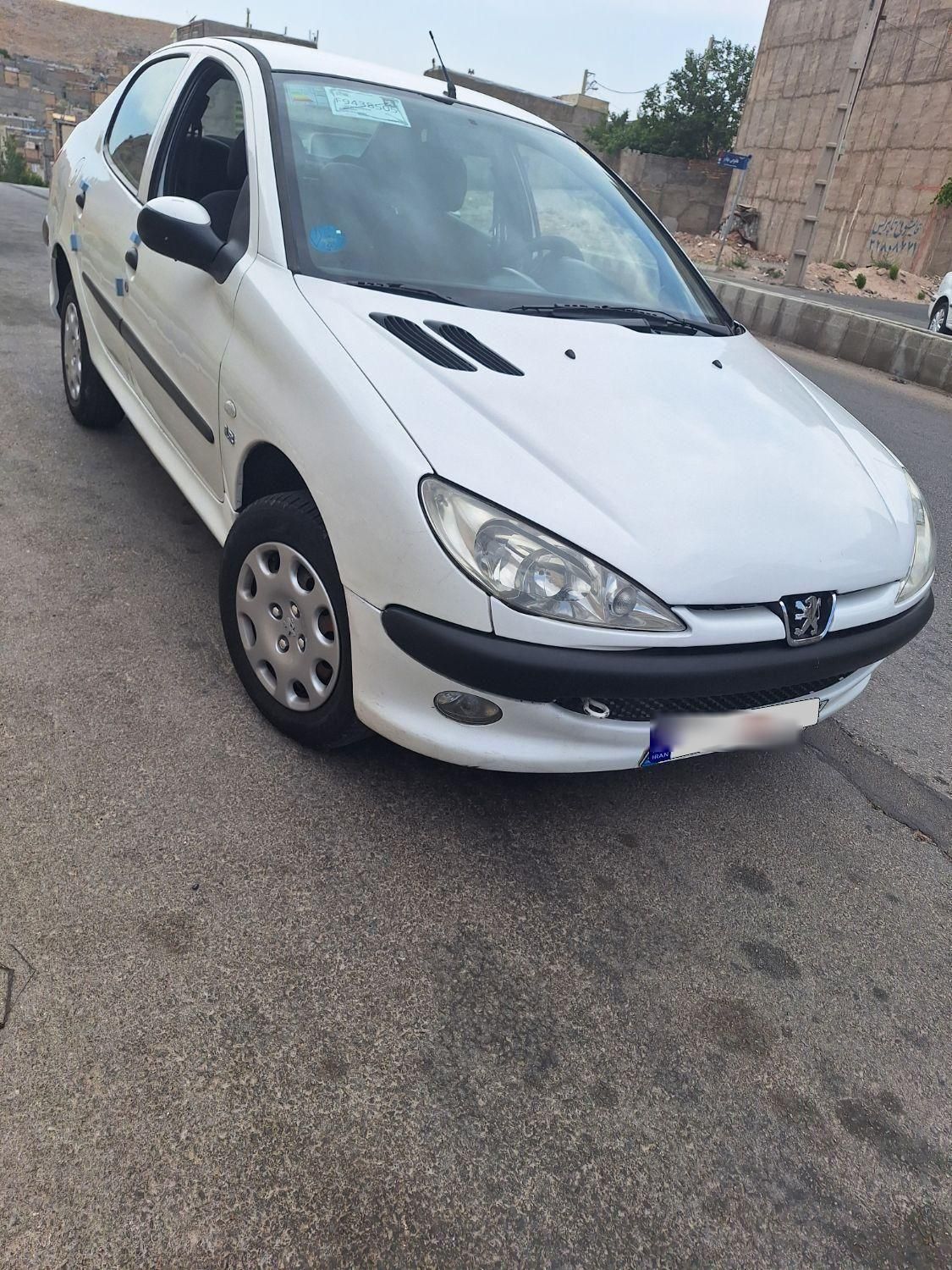 پژو ۲۰۶ صندوق دار v8 - 1392