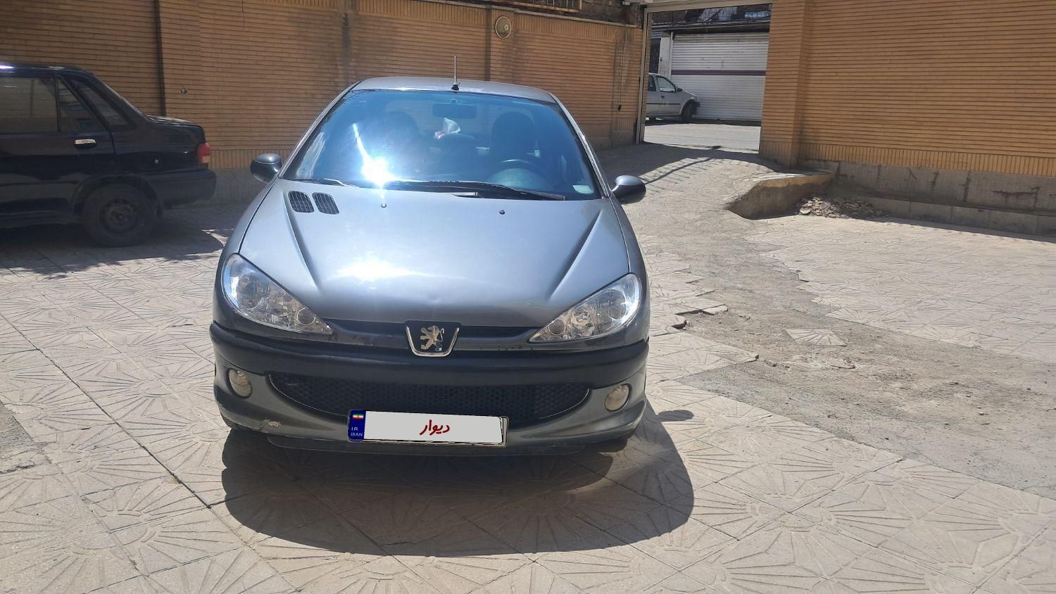 پژو ۲۰۶ صندوق دار v8 - 1386